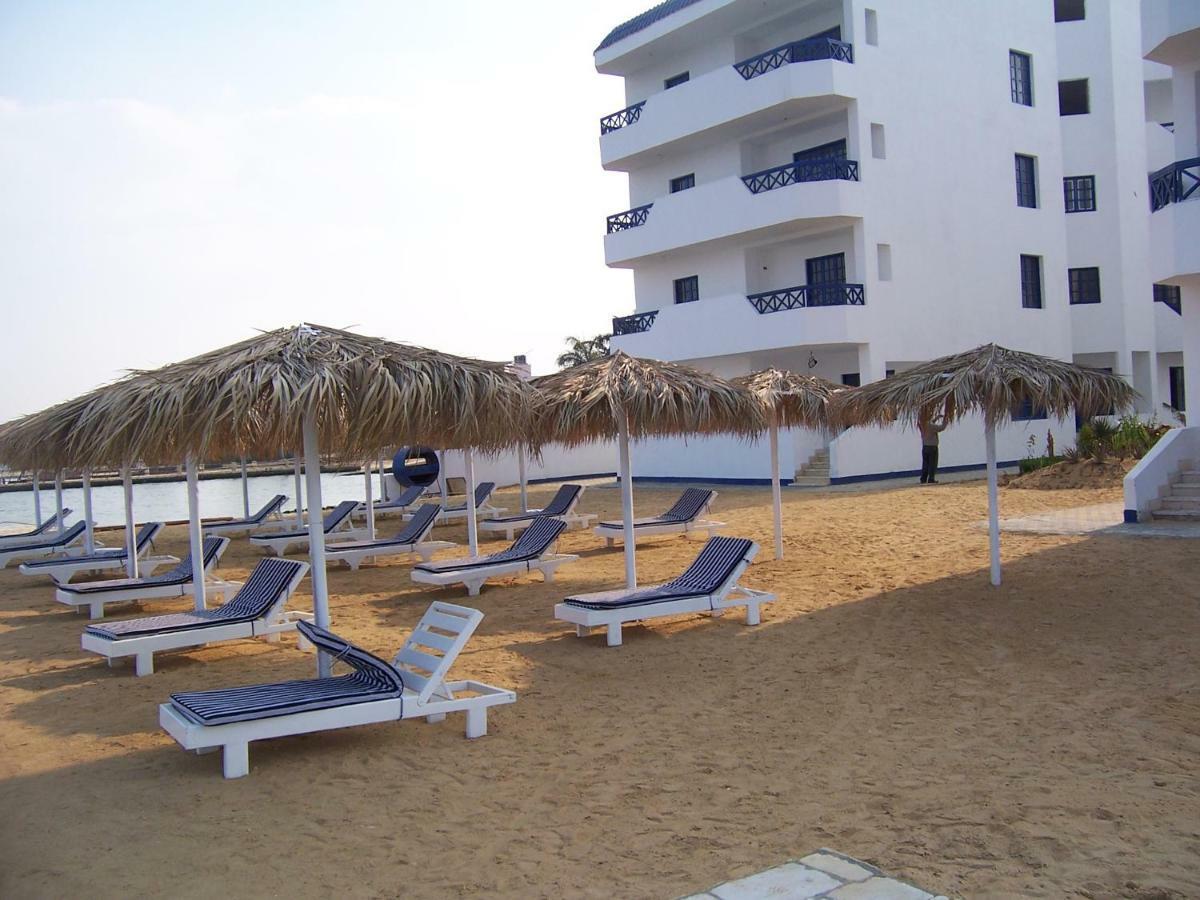 Fayed Beach Resort Extérieur photo